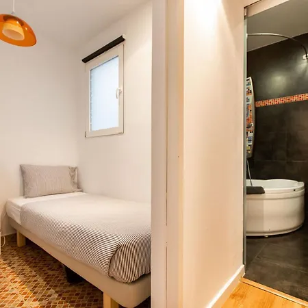 Apartment Tapioles - Lovely Tapioles Barcelona