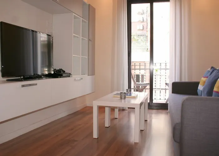 Tapioles - Lovely In Poble Sec * ברצלונה